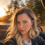 Kübra Elif Saatcioğlu 🌞🌸 banner