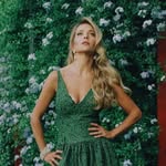 Luisana Lopilato Greece banner