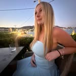 Chloe Apostolov banner